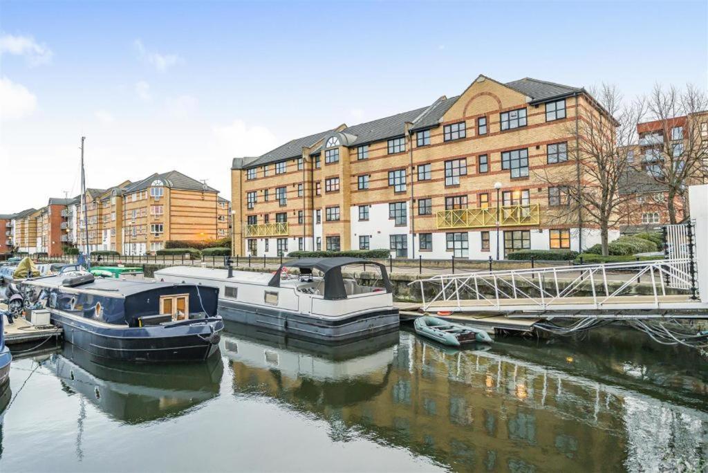 Transom Close Apartment London Exterior photo